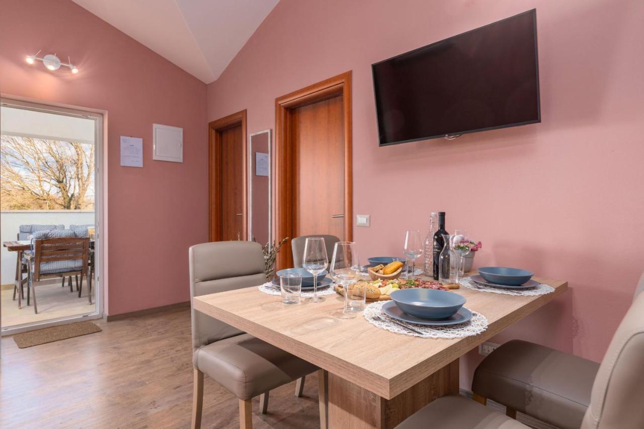 Apartment Karolina 2 Фунтана Экстерьер фото