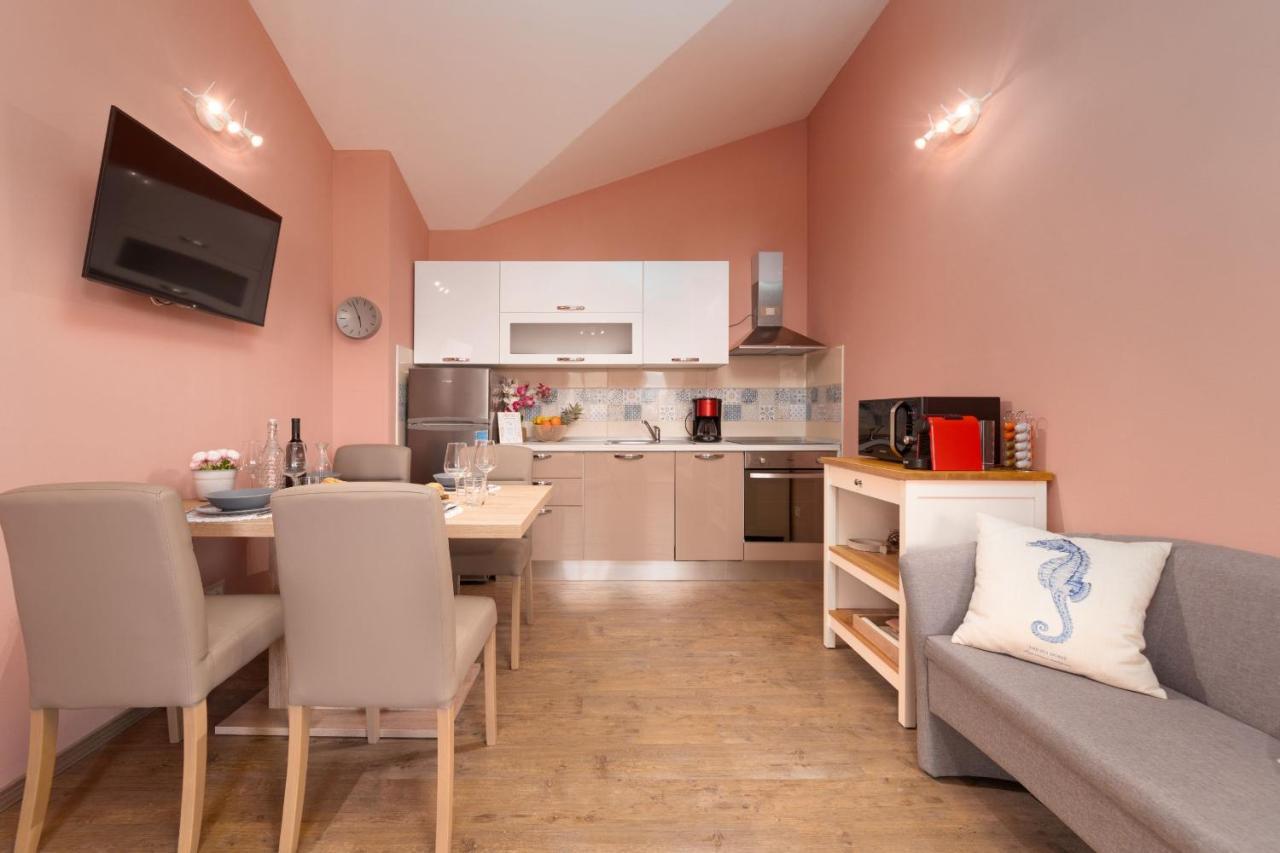 Apartment Karolina 2 Фунтана Экстерьер фото